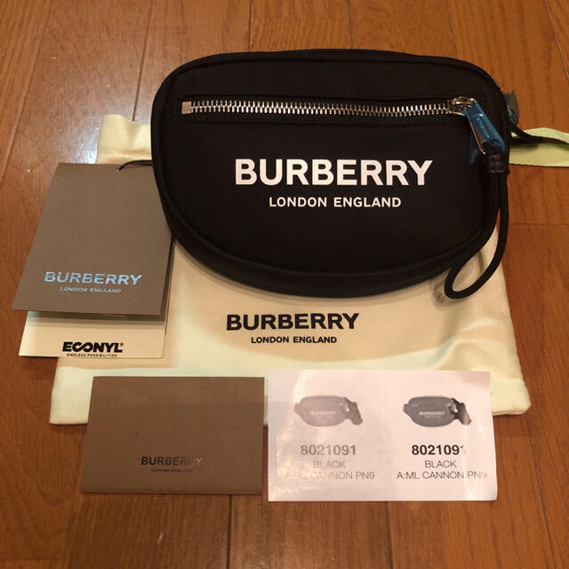 BURBERRY(バーバリー)のバーバリー BURBERRY ボディバッグ バムバッグ ブラック　新品未使用品 メンズのバッグ(ボディーバッグ)の商品写真