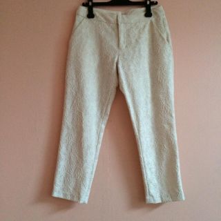 ビームス(BEAMS)のRayBEAMS★レースpants★wh(クロップドパンツ)