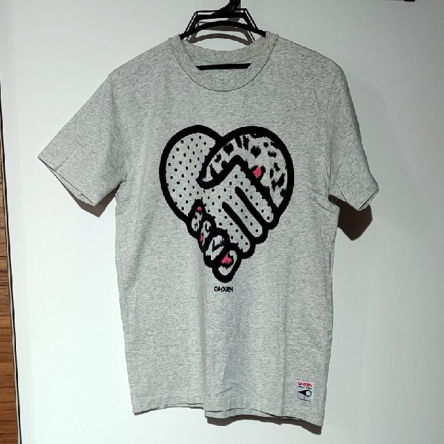 R.NEWBOLD(アールニューボールド)のR.NEWBOLD　Tシャツ メンズのトップス(Tシャツ/カットソー(半袖/袖なし))の商品写真