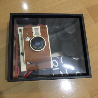 フジフイルム(富士フイルム)のロモグラフィー　インスタントフィルムカメラ(フィルムカメラ)