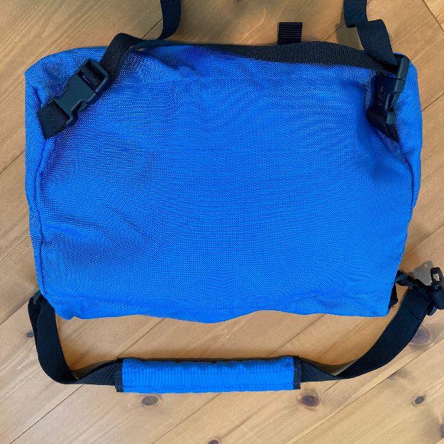 patagonia(パタゴニア)の【レア色】04's Patagonia Half Mass Bag ブルー メンズのバッグ(メッセンジャーバッグ)の商品写真