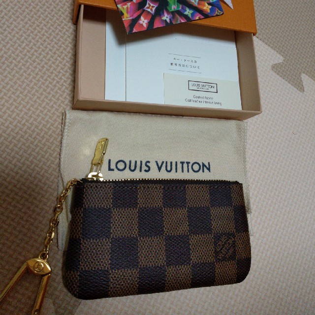 LOUIS VUITTON(ルイヴィトン)のルイヴィトン　小銭入れ メンズのファッション小物(コインケース/小銭入れ)の商品写真