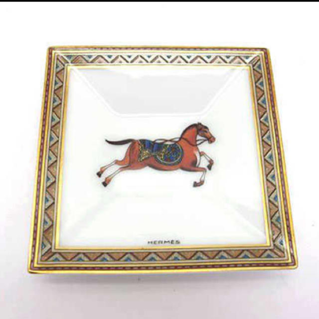 未使用☆ HERMES エルメス シュバルドリアン スクエアプレート 未使用☆ HERMES エルメス シュバルドリアン スクエアプレート
