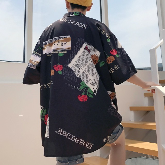 韓国ファッション オルチャン 薔薇 黒 シャツ メンズのトップス(Tシャツ/カットソー(半袖/袖なし))の商品写真