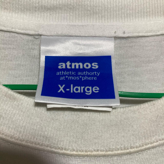 atmos(アトモス)のatmos x-large Tシャツ　白　 メンズのトップス(Tシャツ/カットソー(半袖/袖なし))の商品写真