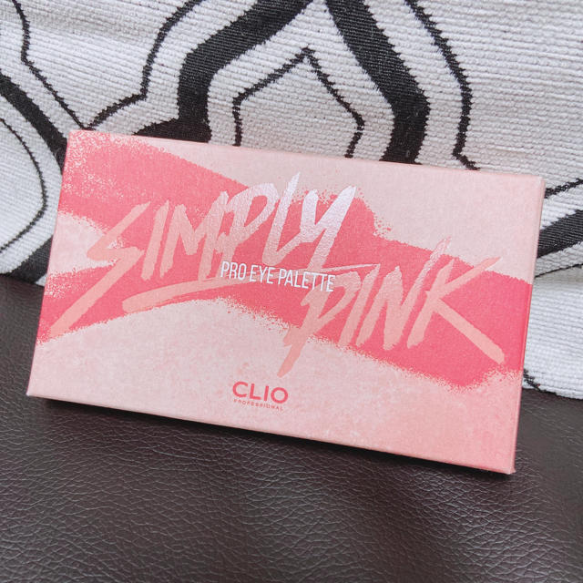 ETUDE HOUSE(エチュードハウス)のCLIO PRO EYE PALETTE 01 SIMPLY PINK コスメ/美容のベースメイク/化粧品(アイシャドウ)の商品写真