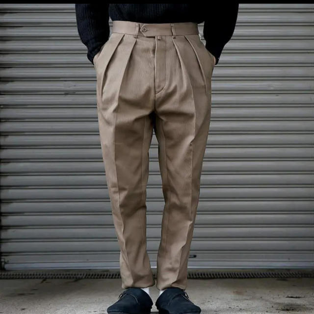 COMOLI(コモリ)のNEAT 20SS／ COTTON PIQUE－TAPERED コットンピケ メンズのパンツ(スラックス)の商品写真