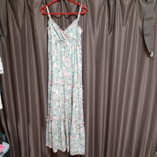 41.🌸最終価格🌸ブラウニービーの花柄のキャミのマキシワンピース👗