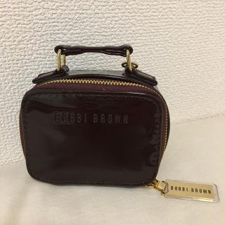 ボビイブラウン(BOBBI BROWN)の【今だけ値下げ❗️新品未使用】BOBBI BROWN ノベルティ　スモールポーチ(ポーチ)