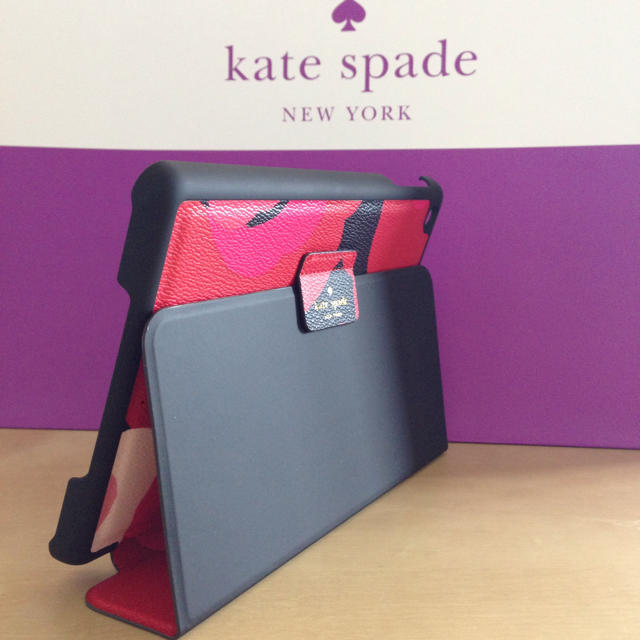 kate spade new york(ケイトスペードニューヨーク)のks♠︎新品 レアiPadminiケース レディースのファッション小物(その他)の商品写真
