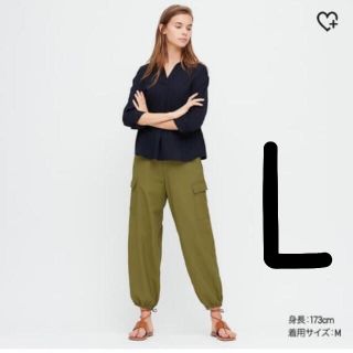 ユニクロ(UNIQLO)のユニクロ ルーズフィットカーゴジョガーパンツ　オリーブ　(ワークパンツ/カーゴパンツ)