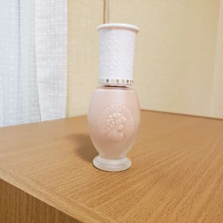 ラデュレ(LADUREE)のラデュレ❤️リキッドファンデ20(ファンデーション)