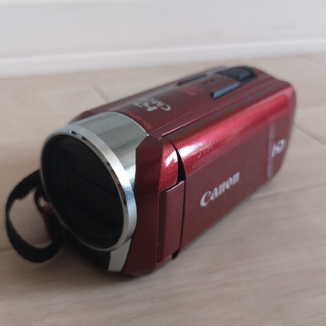 Canon(キヤノン)のCanon ivls HF R31 HDビデオカメラ 極美品 スマホ/家電/カメラのカメラ(ビデオカメラ)の商品写真