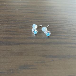 ピアス(ピアス)