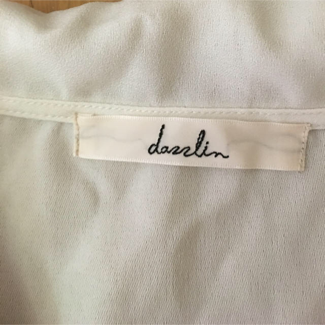 dazzlin(ダズリン)のdazzlinペプラムシャツ レディースのトップス(シャツ/ブラウス(半袖/袖なし))の商品写真