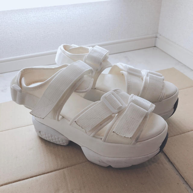 ENVYM(アンビー)のENVYMスニーカーサンダル セット♡ レディースの靴/シューズ(サンダル)の商品写真