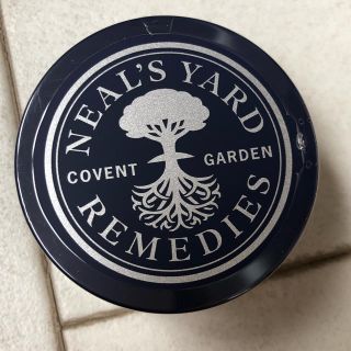 ニールズヤード(NEAL'S YARD)のNYR ミネラルファンデーション　新品た(ファンデーション)