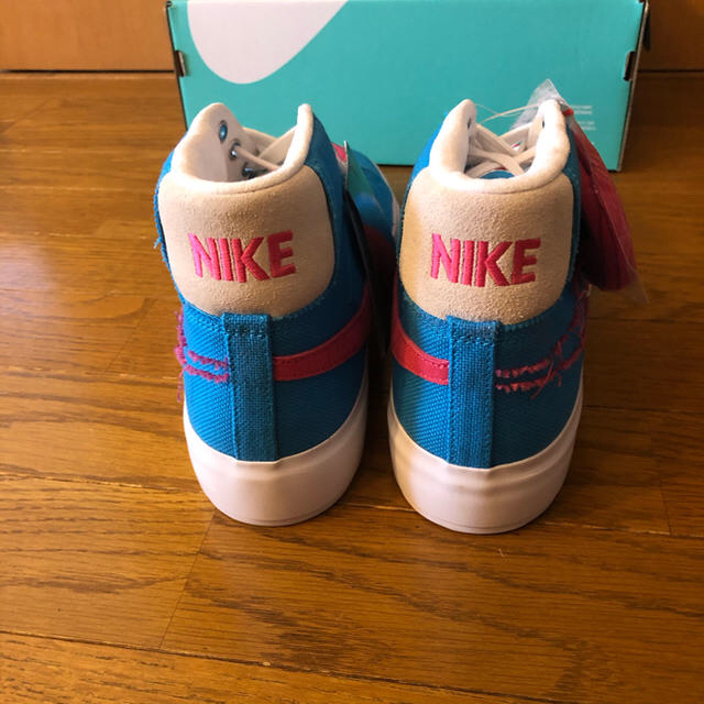 NIKE(ナイキ)のNIKE ナイキ　SB  ズーム　ブレザー　ミッド　エッジ　29.5cm  新品 メンズの靴/シューズ(スニーカー)の商品写真