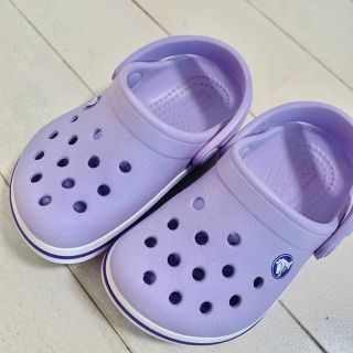 クロックス(crocs)の【値下げ】crocsキッズ　ラベンダー　サイズ5(14cm)(サンダル)