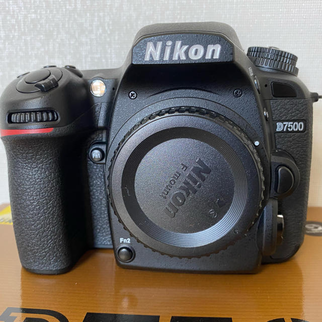 Nikon  D7500  ボディ　極美品　 スマホ/家電/カメラのカメラ(デジタル一眼)の商品写真