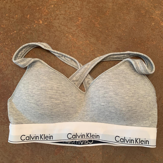 Calvin Klein(カルバンクライン)のCalvin Klein◆ブラトップ スポーツ/アウトドアのトレーニング/エクササイズ(ヨガ)の商品写真