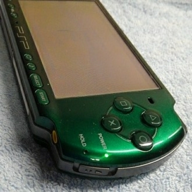 PSP3000　スピリティッドグリーン