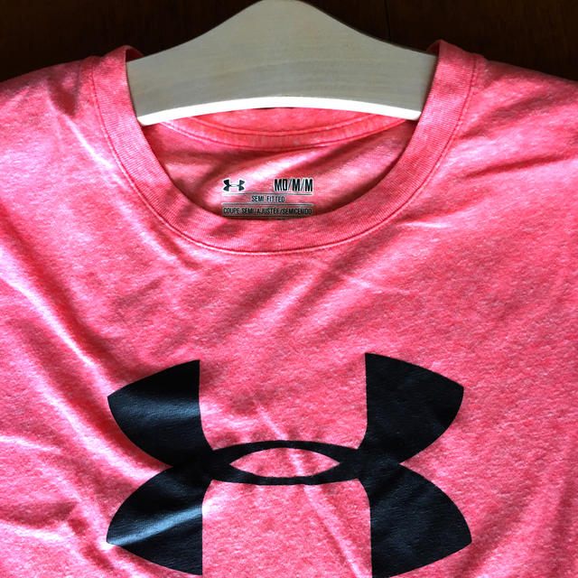 UNDER ARMOUR(アンダーアーマー)の半袖Tシャツ レディースのトップス(Tシャツ(半袖/袖なし))の商品写真