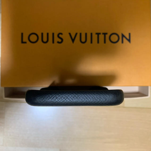 LOUIS ルイヴィトンiPhoneX XSケースの通販 by ぺぺ3954's shop｜ルイヴィトンならラクマ VUITTON - LOUIS VUITTON 最新作定番