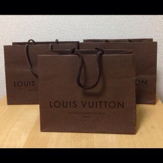 ルイヴィトン(LOUIS VUITTON)のショップ袋 ３つセット(財布)