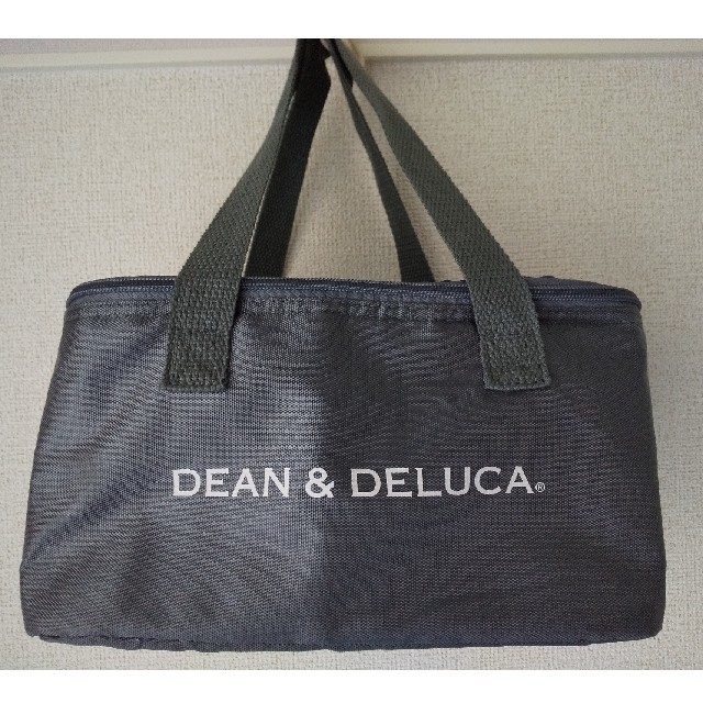 DEAN & DELUCA(ディーンアンドデルーカ)のDEAN＆DELUCA　ディーン＆デルーカ　保冷バッグ レディースのバッグ(エコバッグ)の商品写真