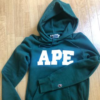 アベイシングエイプ(A BATHING APE)のAPEトレーナー(パーカー)