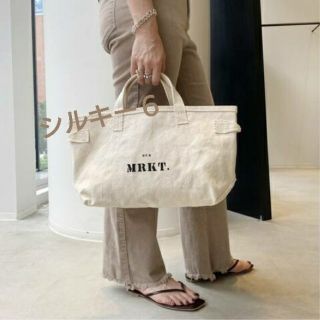 アパルトモンドゥーズィエムクラス(L'Appartement DEUXIEME CLASSE)のアパルトモン GOOD GRIEF MART Tote Bag (S)(トートバッグ)