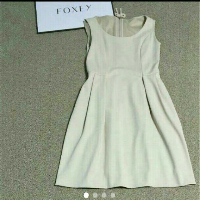 FOXEY(フォクシー)のフォクシーニューヨークワンピース レディースのワンピース(ひざ丈ワンピース)の商品写真