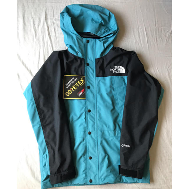 THE NORTH FACE(ザノースフェイス)の2019SS  マウンテンライトジャケット　ストームブルー Mサイズ メンズのジャケット/アウター(マウンテンパーカー)の商品写真