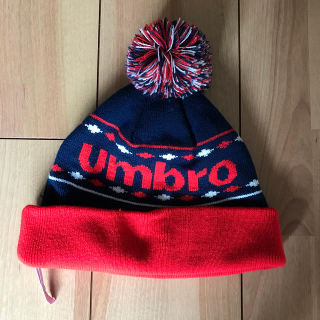 UMBRO(アンブロ)のumbro ニット帽 メンズの帽子(ニット帽/ビーニー)の商品写真
