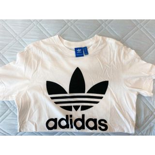 アディダス(adidas)の【adidas】ロゴTシャツ 最終値下げ(Tシャツ/カットソー(半袖/袖なし))