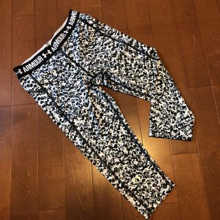 アンダーアーマー(UNDER ARMOUR)のunder armour アンダーアーマー レディース レギンス【期間限定‼️】(レギンス/スパッツ)