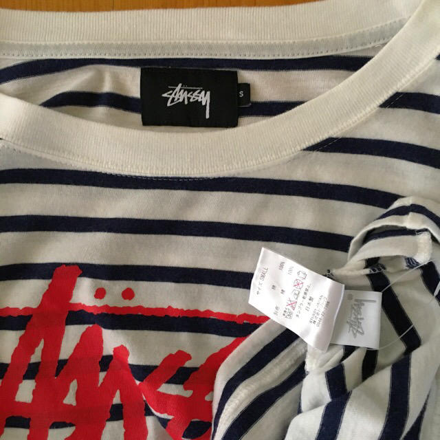 STUSSY(ステューシー)の美品です！STUSSY ビッグロゴ　ボーダードロップショルダー　コットンTシャツ メンズのトップス(Tシャツ/カットソー(半袖/袖なし))の商品写真