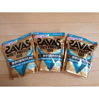 ザバス(SAVAS)のザバス ホエイプロテイン(1.05kg) 3袋セット(トレーニング用品)