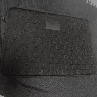 マークバイマークジェイコブス(MARC BY MARC JACOBS)のマークバイマークジェイコブス　PCケース(PC周辺機器)