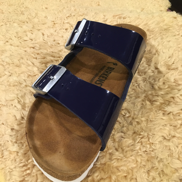 BIRKENSTOCK(ビルケンシュトック)のBIRKENSTOCK アリゾナ　ブルー レディースの靴/シューズ(サンダル)の商品写真