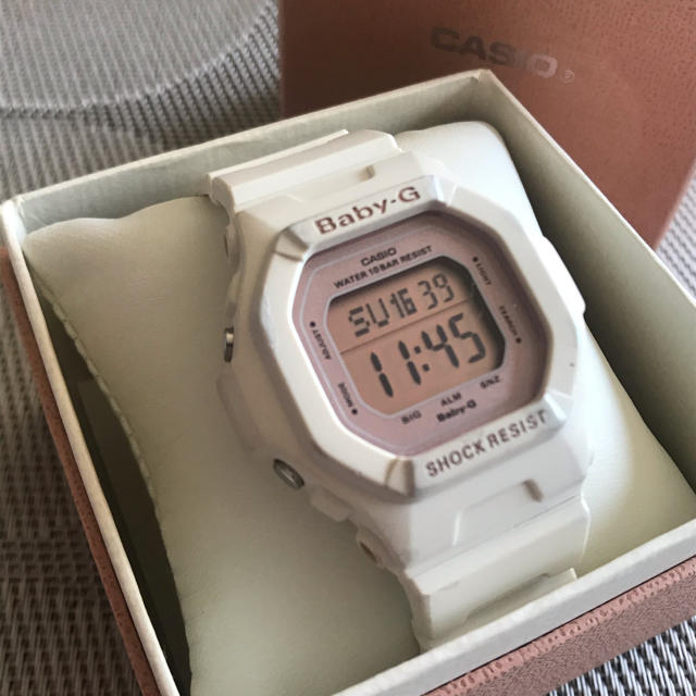 BABY-G ホワイト 新品