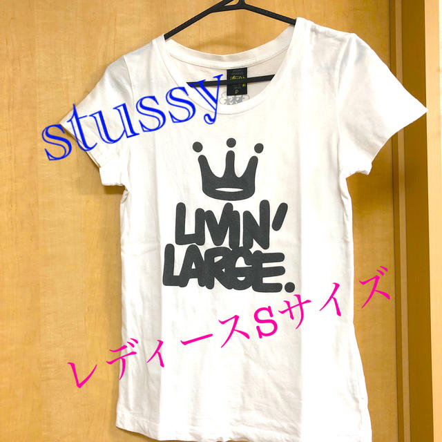 STUSSY(ステューシー)のぶんかどうさん専用！stussy Tシャツ　レディースSサイズ レディースのトップス(Tシャツ(半袖/袖なし))の商品写真