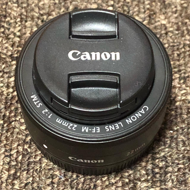 Canon  EF-M22mm