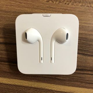 アップル(Apple)のApple iPhone イヤホン earphone 正規品(ヘッドフォン/イヤフォン)