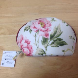 ローラアシュレイ(LAURA ASHLEY)の新品タグ付き ローラアシュレイ ポーチ(その他)