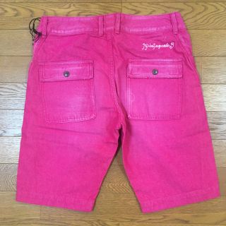 大 4.9万 1piu1uguale3 COMODO SHORTS ブラック - peshawarichappals.pk