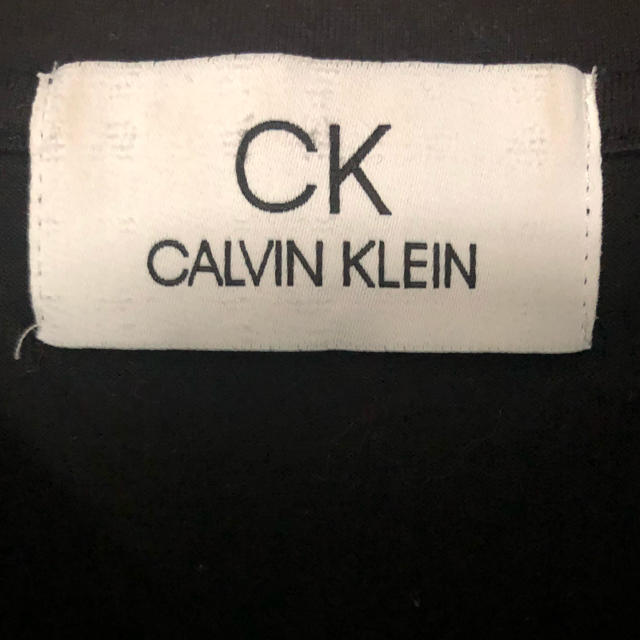 Calvin Klein(カルバンクライン)のカルバンクライン　tシャツ　KALVIN KLEIN メンズのトップス(Tシャツ/カットソー(半袖/袖なし))の商品写真
