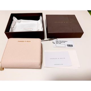 チャールズアンドキース(Charles and Keith)の値下げしました！Charles&Keith ミニウォレット(財布)