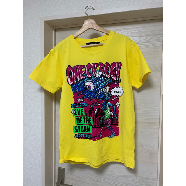 ONE OK ROCK(ワンオクロック)のONE OK ROCK Eye of the Storm TOUR Tシャツ メンズのトップス(Tシャツ/カットソー(半袖/袖なし))の商品写真